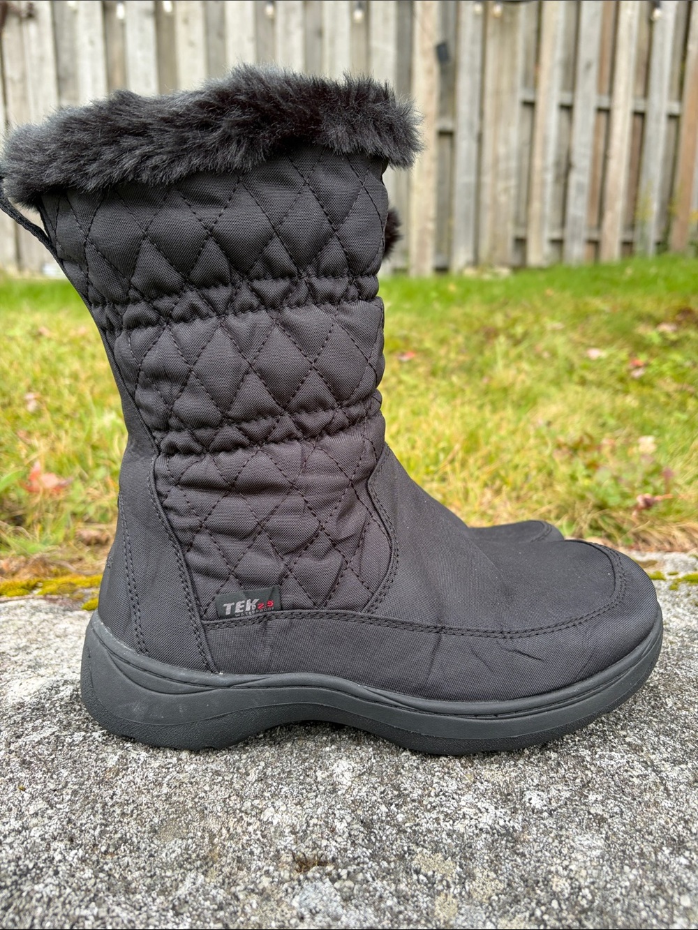 L. L Bean Tek 2.5 Black Prima-loft Winter Commuter Pull On Snow Boots Sz 7 wide